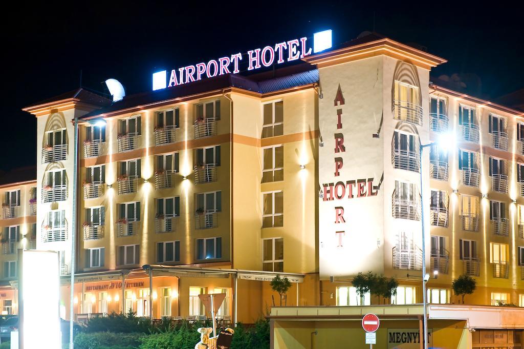 Airport Hotel Budapest Vecsés Eksteriør billede